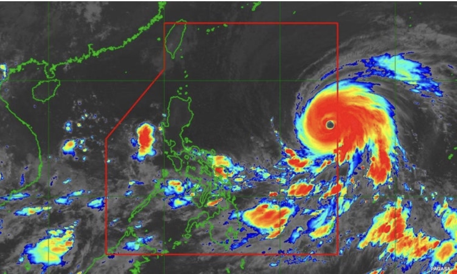 Siêu bão mạnh nhất thế giới 3 năm qua sắp đổ bộ Philippines