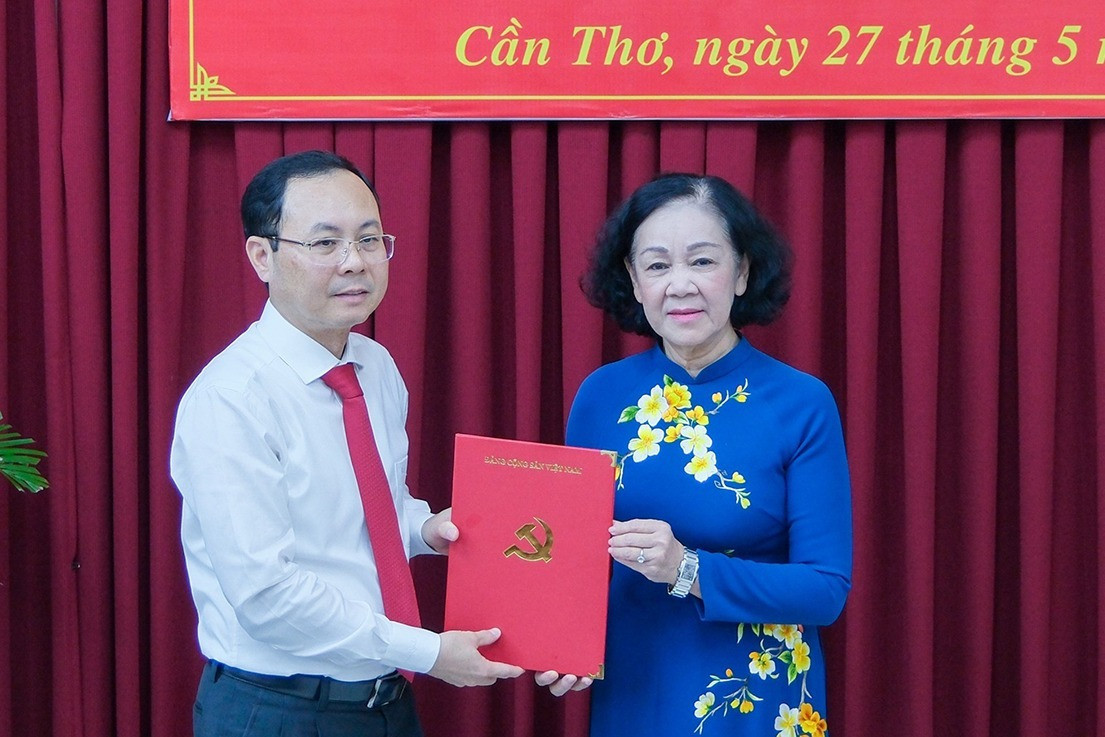 Ông Nguyễn Văn Hiếu giữ chức Bí thư Thành ủy Cần Thơ