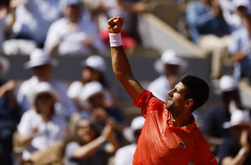Djokovic ra quân thuận lợi tại Roland Garros 2023