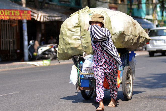 Nước mắt chảy xuôi