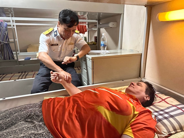 Soldiers and sailors ready for any medical emergency at sea