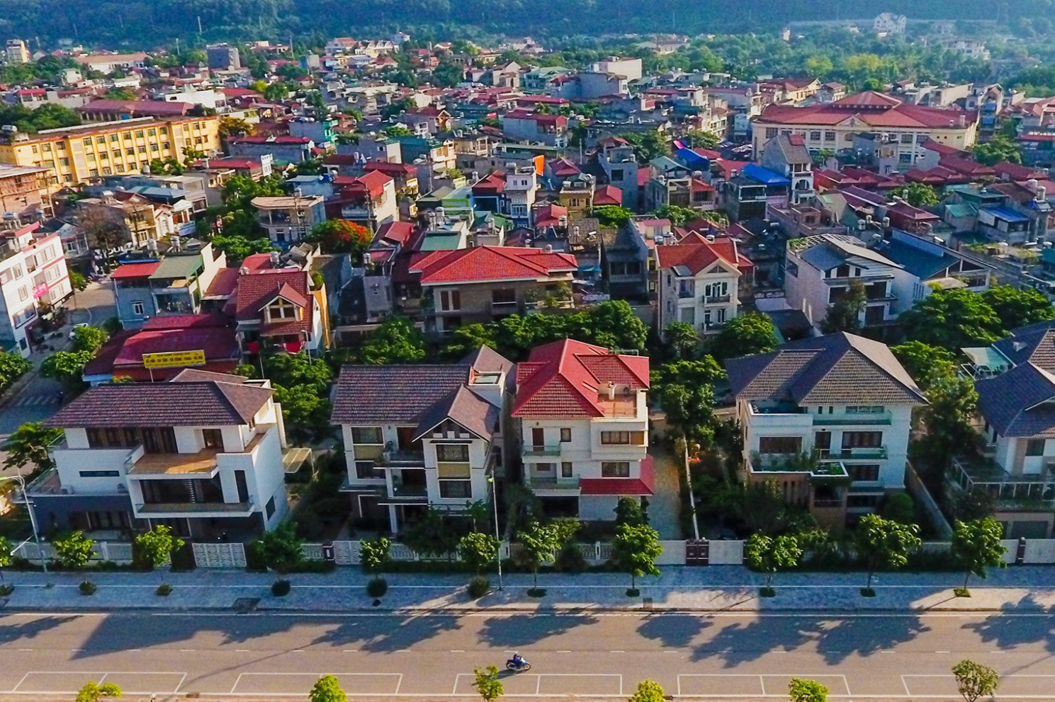 Tham mưu trình Quốc hội xem xét điều chỉnh quy hoạch sử dụng đất quốc gia