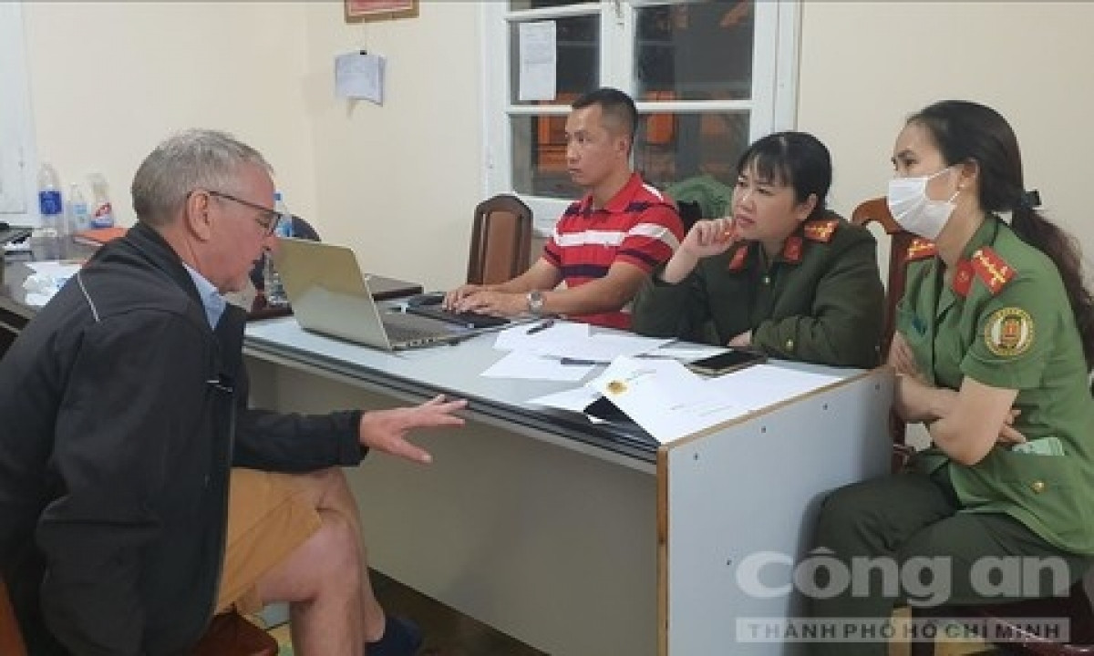 dutch national arrested for stabbing his vietnamese wife to death picture 1