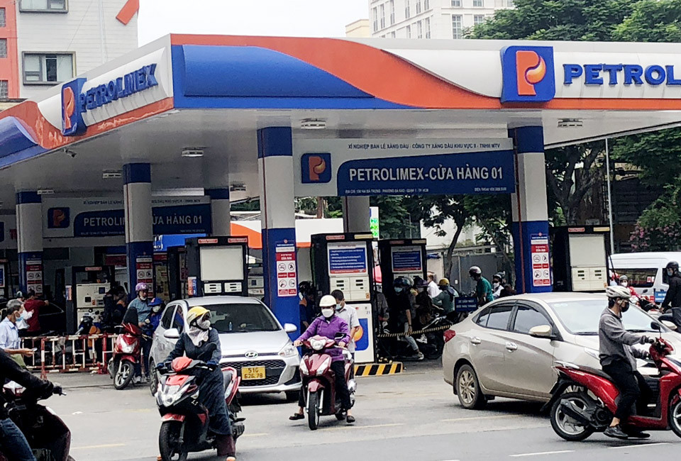Ministry wants lending conditions eased for fuel companies