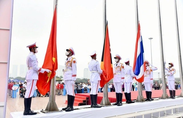 Vietnam with 32 members to join flag-raising ceremony of SEA Games in Cambodia ảnh 1