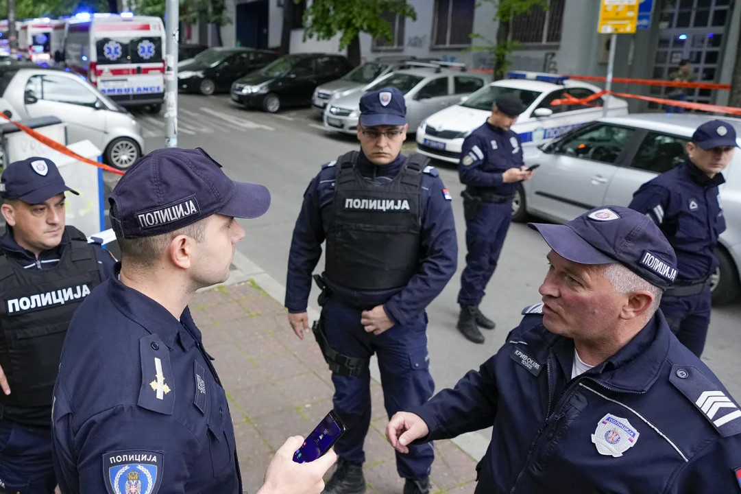 Nam sinh 14 tuổi xả súng trong trường học ở Serbia, nhiều người thương vong