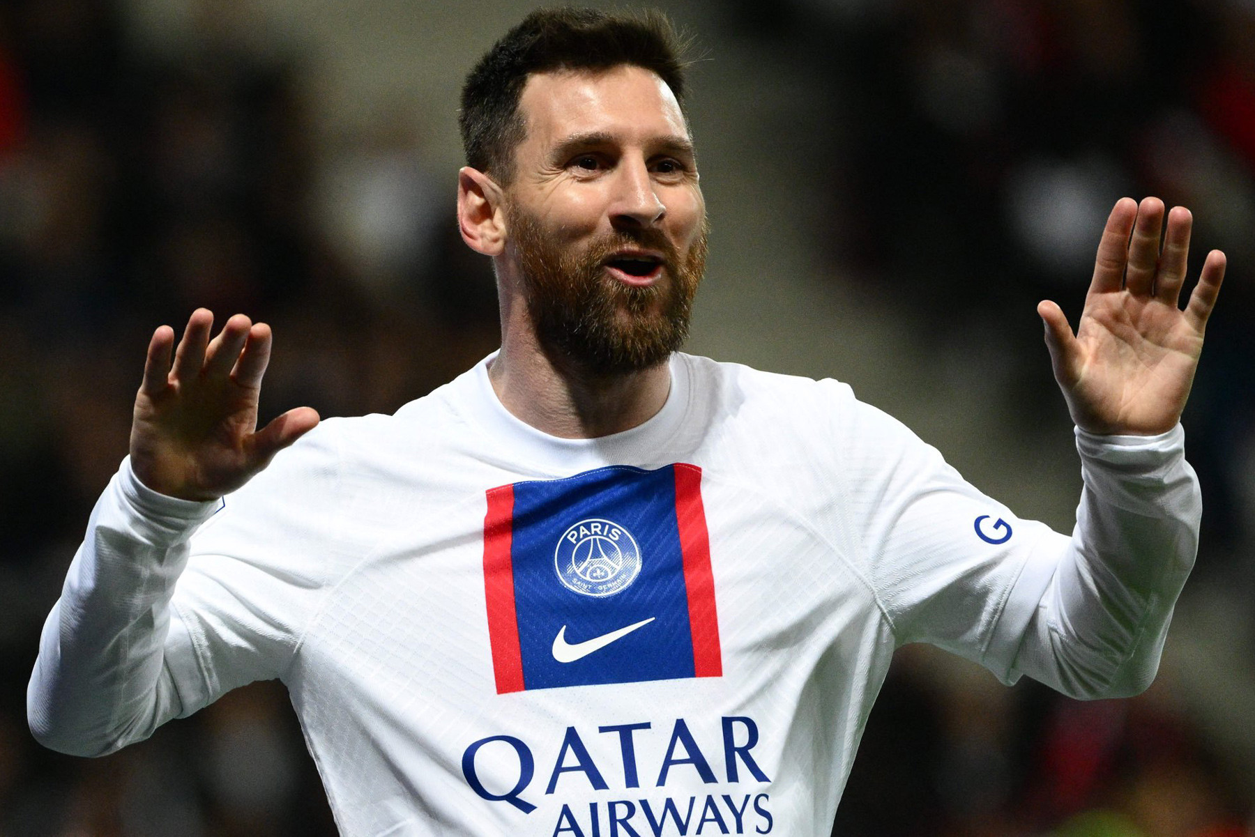 Messi ra quyết định tương lai, không chờ Barca