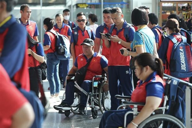 Send-off ceremonies for Vietnamese athletes to ASEAN Para Games 12 hinh anh 2