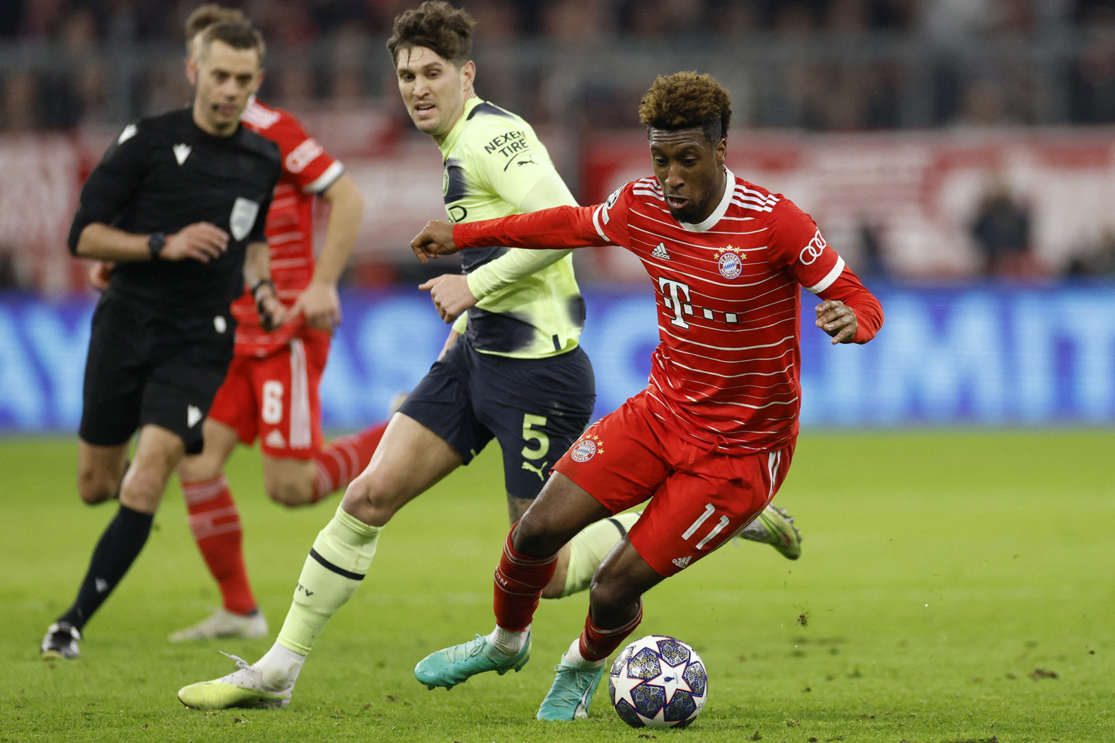 Tin bóng đá 4/5: MU ký Kingsley Coman, Liverpool mua Timber