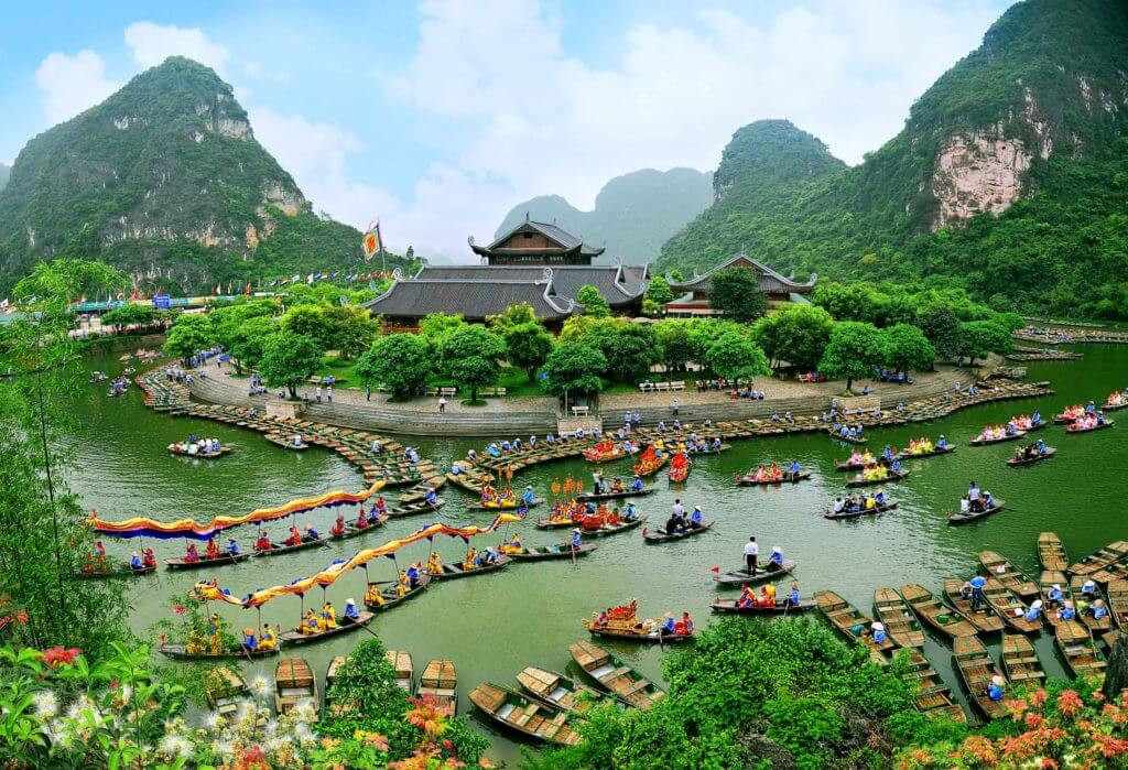 Australian traveler discovers Vietnam destinations from 48-hour journey