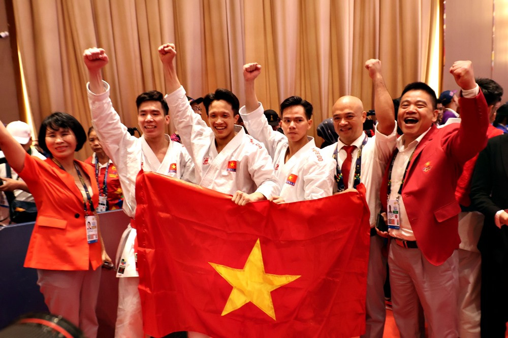 Bảng tổng sắp huy chương SEA Games 32 hôm nay 6/5: Việt Nam có liên tiếp 2 HCV