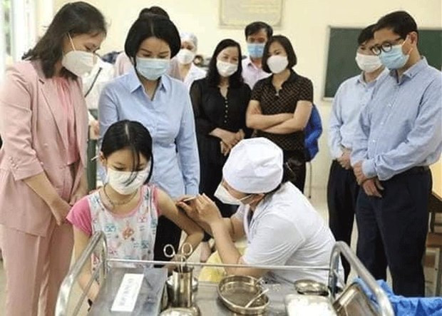Vietnam records highest daily number of COVID-19 infections in six months hinh anh 1