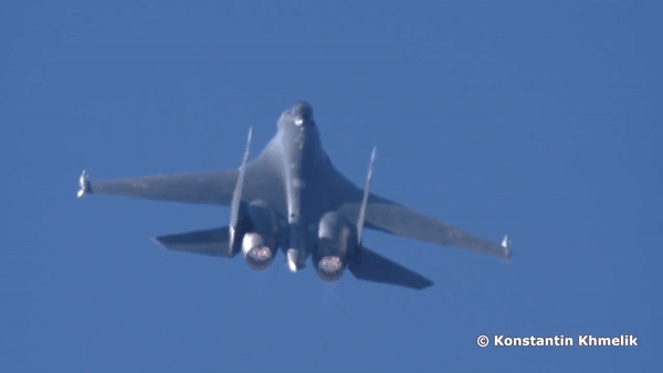 Sức mạnh Su-35, tiêm kích bá chủ không quân Nga