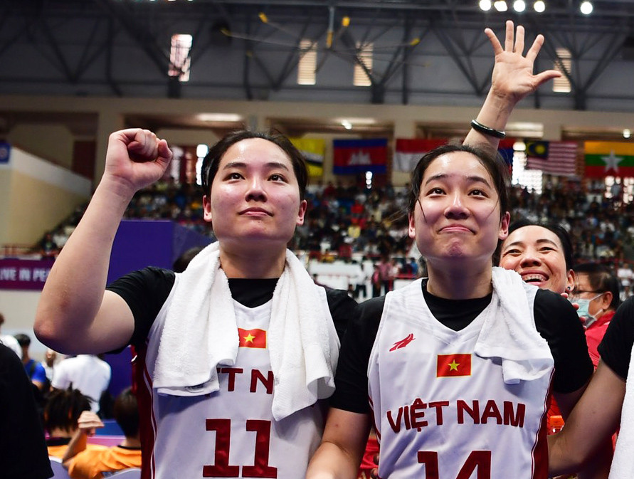 Những thú vị của cặp song sinh giúp bóng rổ Việt Nam làm nên lịch sử