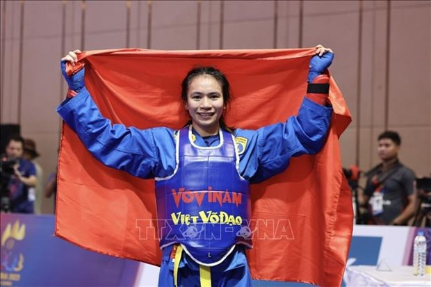 Karate artists win first gold for Vietnam at SEA Games after 18 years hinh anh 2