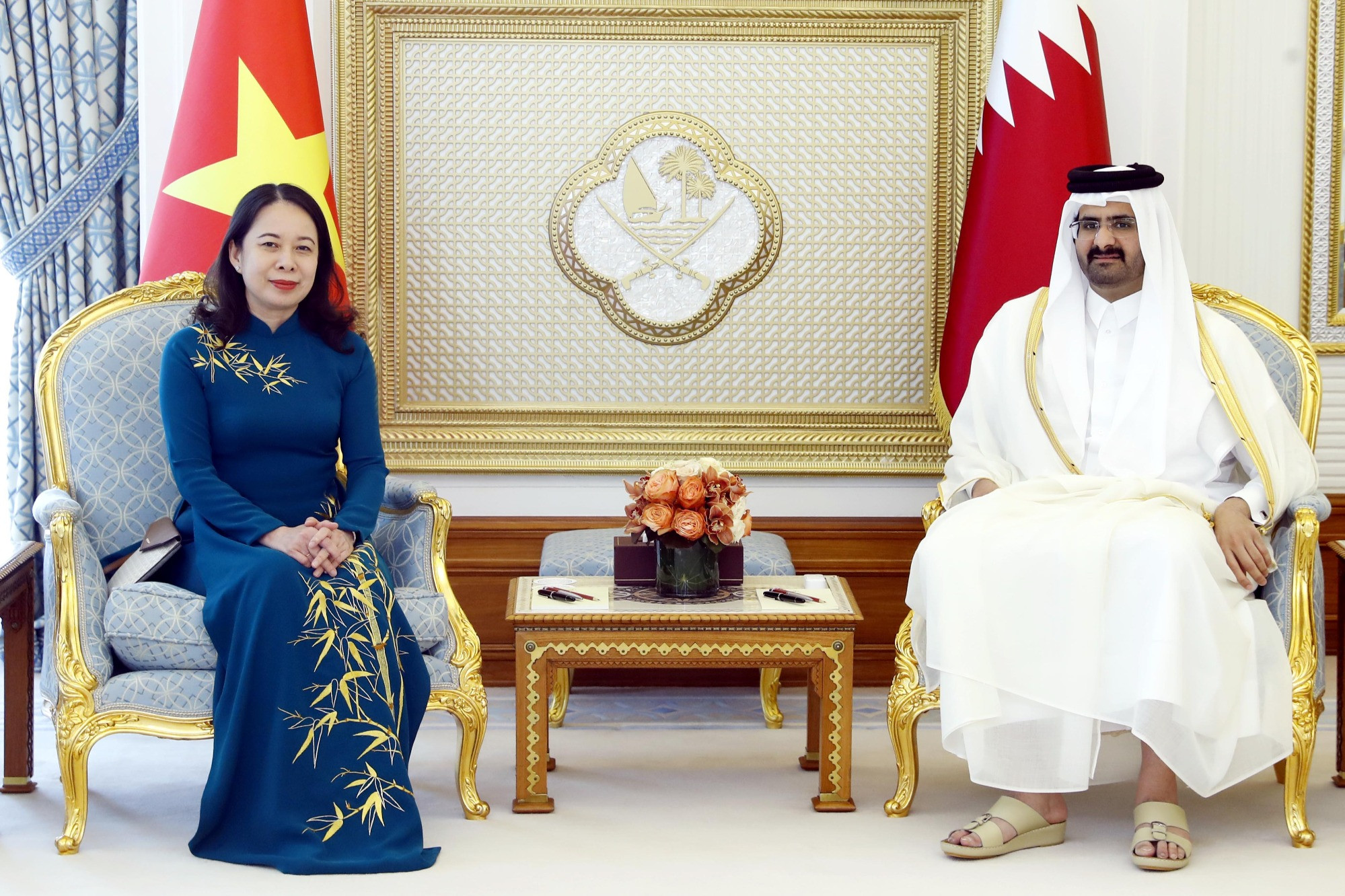 Lãnh đạo Việt Nam mời Quốc vương, Phó Quốc vương Qatar sang thăm
