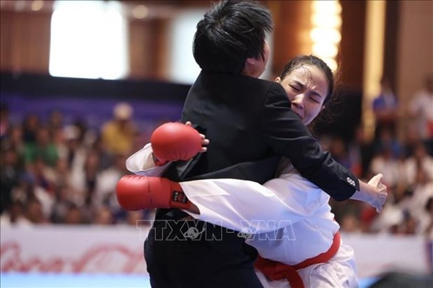 SEA Games 32: Vietnam seize historic gold medal in women's basketball hinh anh 4