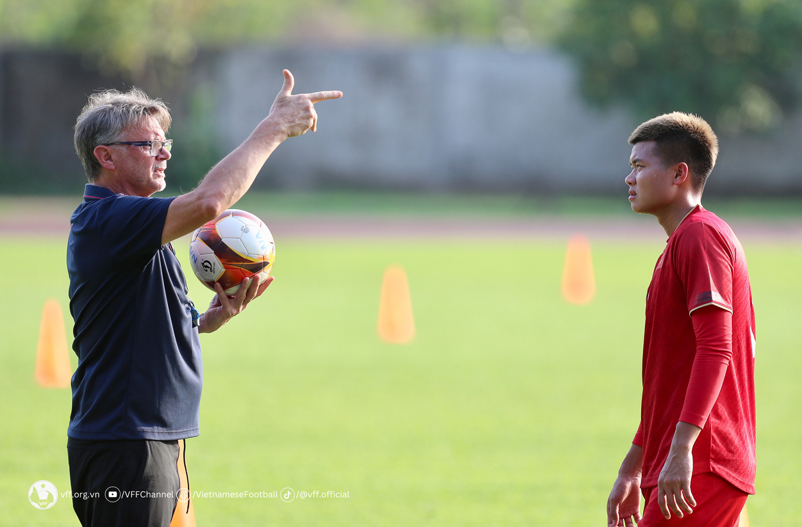 U22 Việt Nam đấu Malaysia: Chờ HLV Troussier lấy vé bán kết sớm