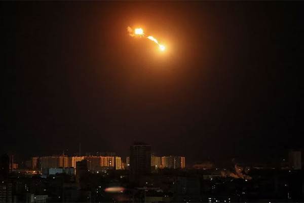 Ukraine: Nga dồn dập không kích Kiev, muốn chiếm giữ Bakhmut trong ngày 9/5