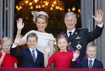Hoàng hậu Bỉ sắp thăm Việt Nam, trò chuyện với trẻ em