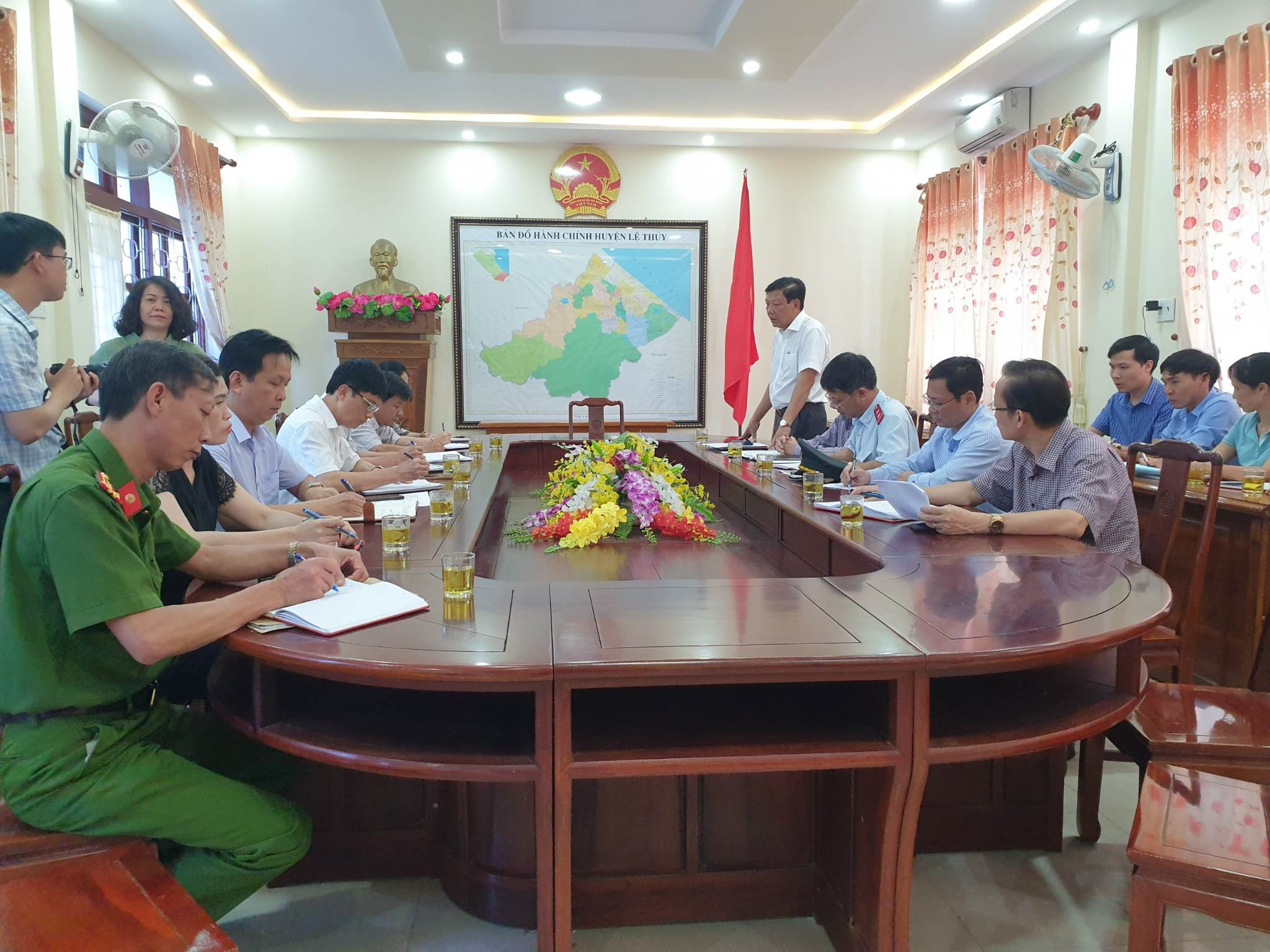 Vụ đỉa trong bình nước: Công ty nghi ngờ kẻ xấu cho dị vật qua van của bình