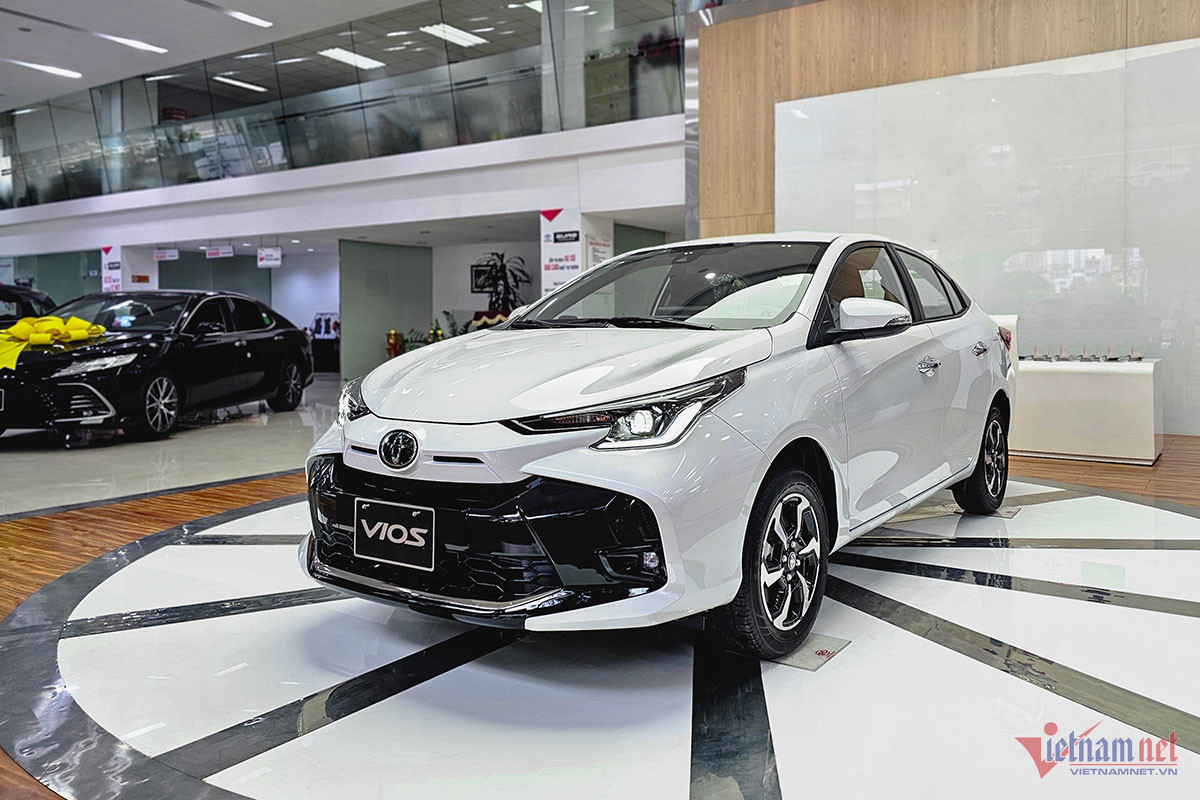 Toyota Vios G 2016 - Cần bán lại xe Toyota Vios G sản xuất năm 2016, màu