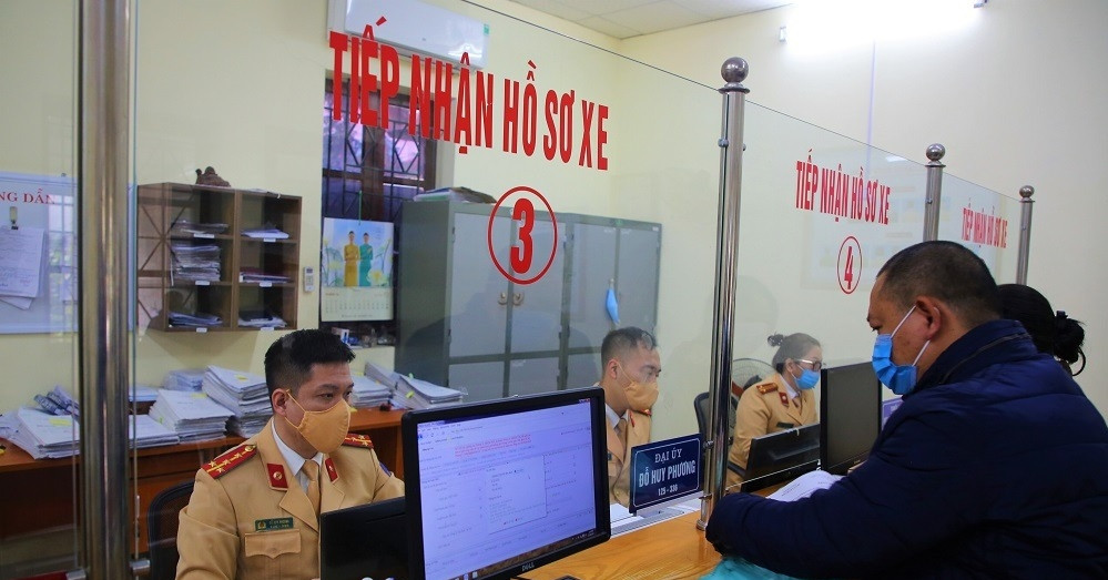 Bỏ chức danh Trưởng Công an xã, tăng công chức cấp xã theo quy mô dân số