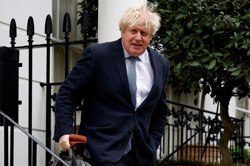 Cựu Thủ tướng Boris Johnson bất ngờ xin rút khỏi Quốc hội Anh