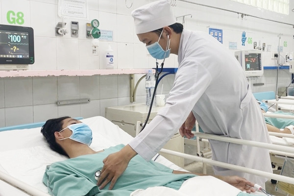 Vỡ gan sau tai nạn giao thông, bệnh nhân bình phục không cần phẫu thuật