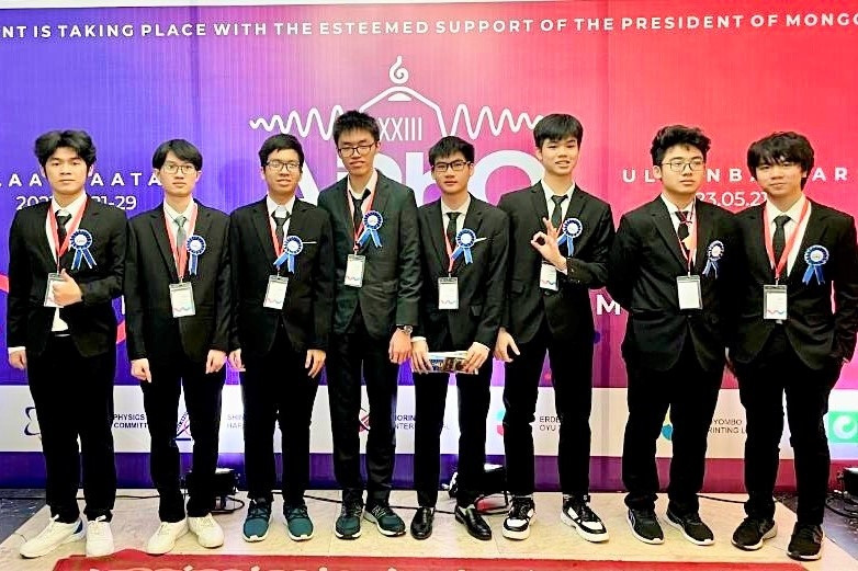 Vietnam wins 4 medals at Asia-Pacific Physics Olympiad 2023