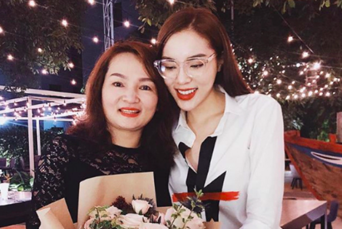 Người phụ nữ hết lòng cho Hoa hậu Kỳ Duyên: Làm bà chủ, có tiếng giàu sang