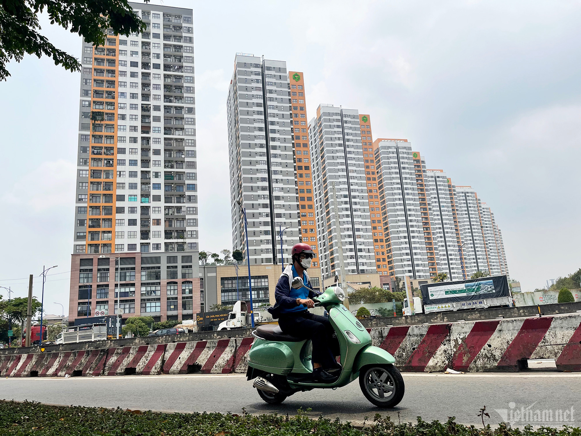 Hơn 81.000 căn nhà tại TP.HCM bị ‘treo’ sổ hồng, phạt chủ đầu tư cố tình chây ì