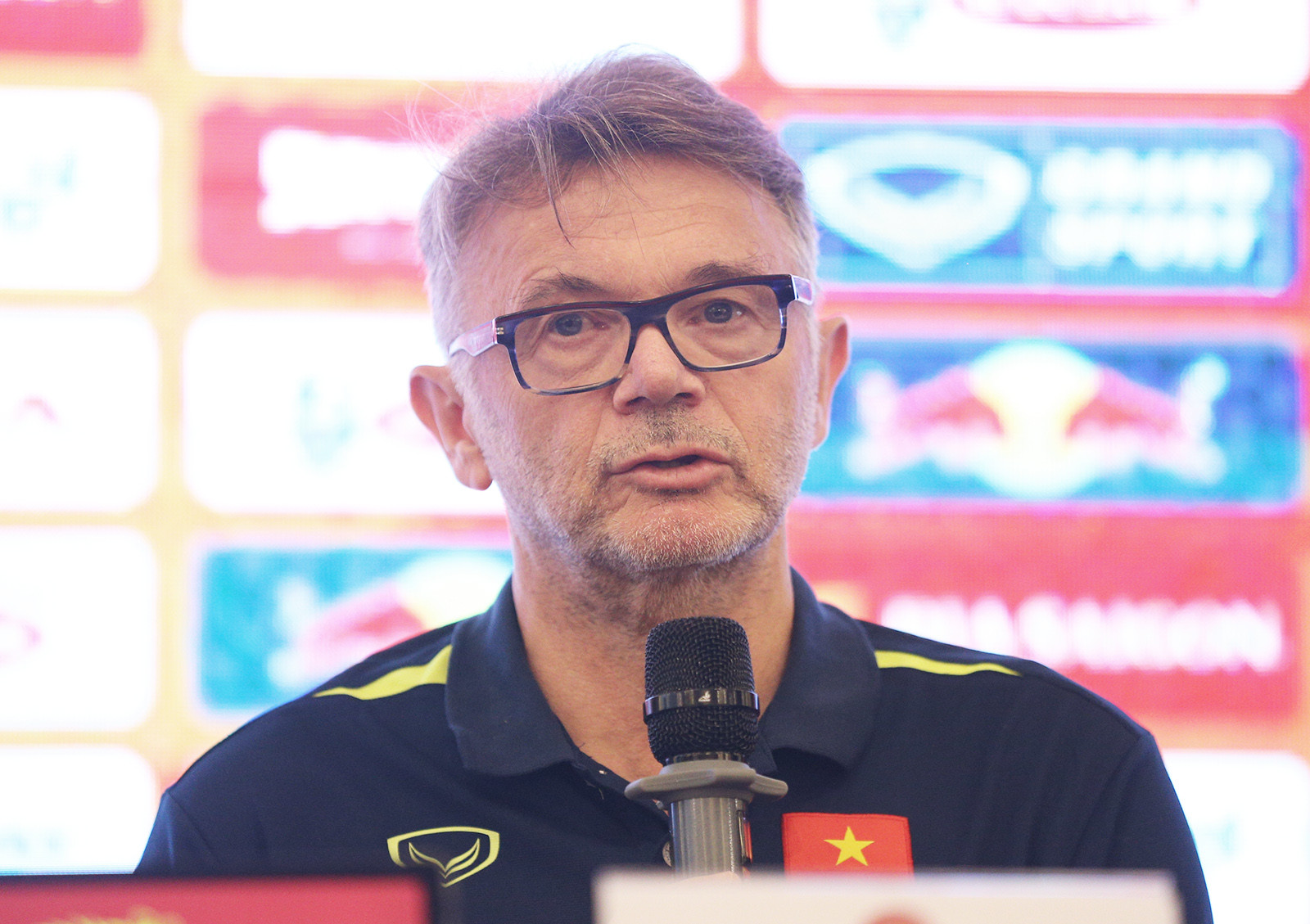 HLV Philippe Troussier: Tuyển Việt Nam thắng Hong Kong chạy đà cho World Cup