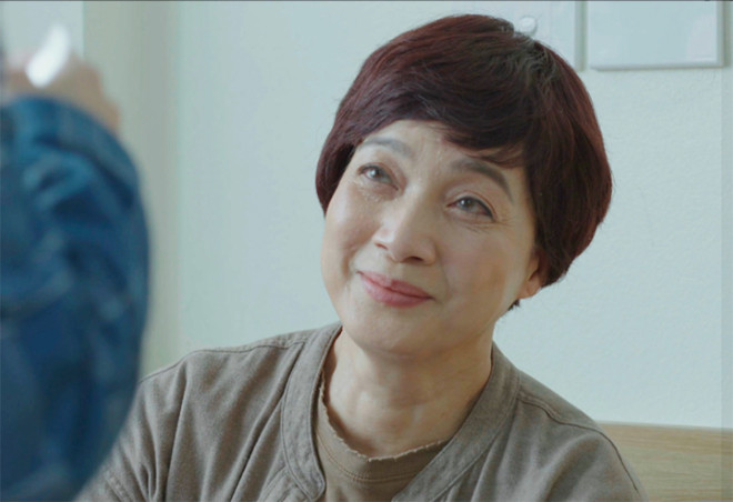 'Đừng quá nặng lời với NSND Lê Khanh'