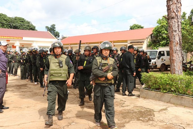 Police spokesman unveils suspects’ confessions in Dak Lak gun attacks hinh anh 2