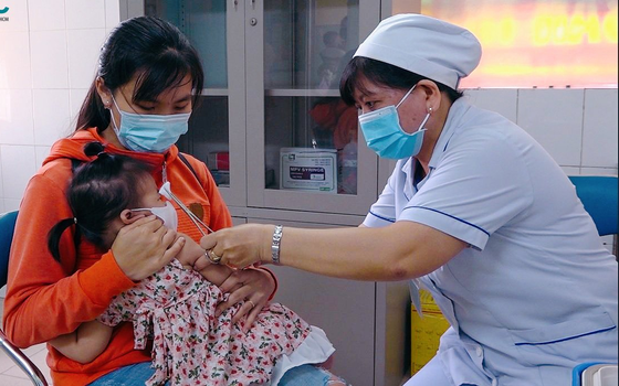 WHO, UNICEF to ensure 5-in-1 vaccine supply for Vietnam