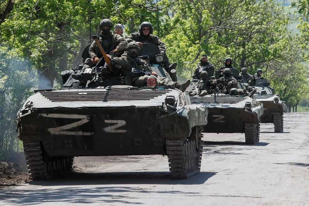 Nga 'chốt' bầu cử ở các vùng mới sáp nhập, 4 nước gửi thêm tên lửa cho Ukraine