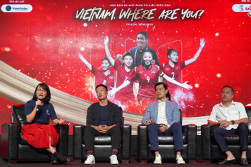 Tuyển nữ Việt Nam nhận quà ‘tinh thần’ trước khi tham dự World Cup
