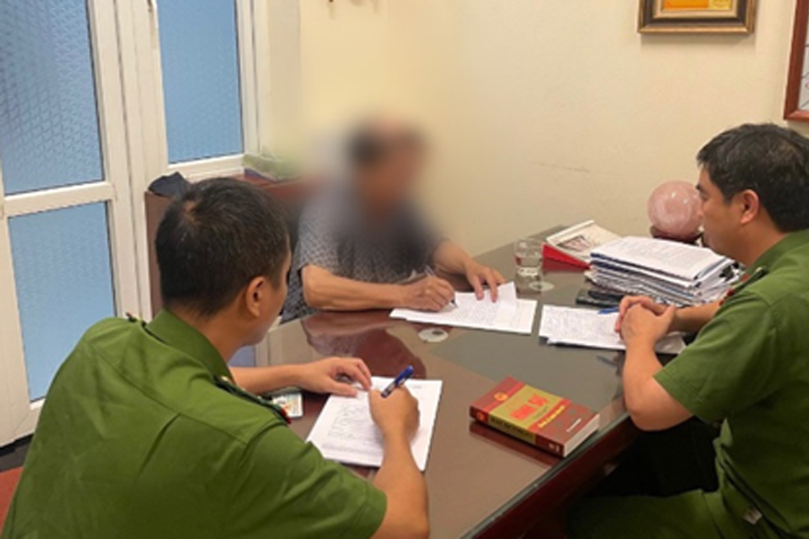 Công an xử phạt người chia sẻ thông tin bịa đặt vụ tấn công trụ sở xã ở Đắk Lắk
