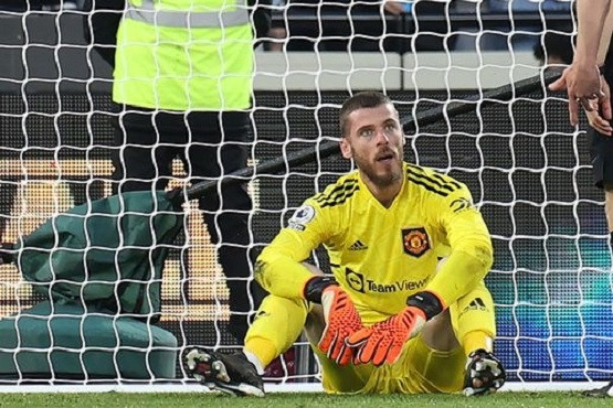 MU không đăng ký thủ môn De Gea trong mùa giải mới