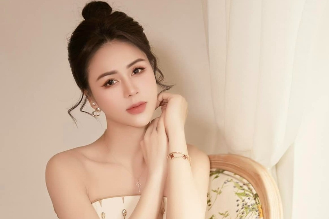 Sắc vóc diễn viên Lương Thu Trang ở tuổi 33