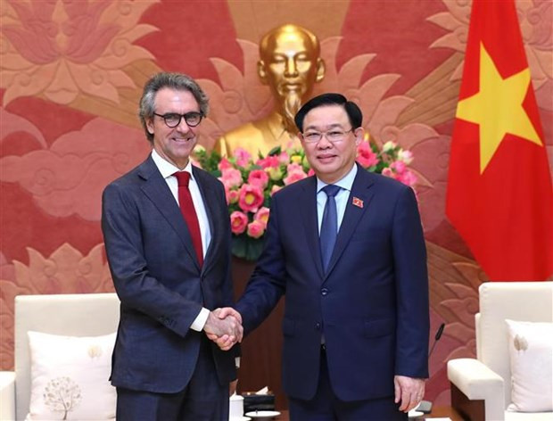 Vietnam promotes cooperation with EU, Switzerland hinh anh 1