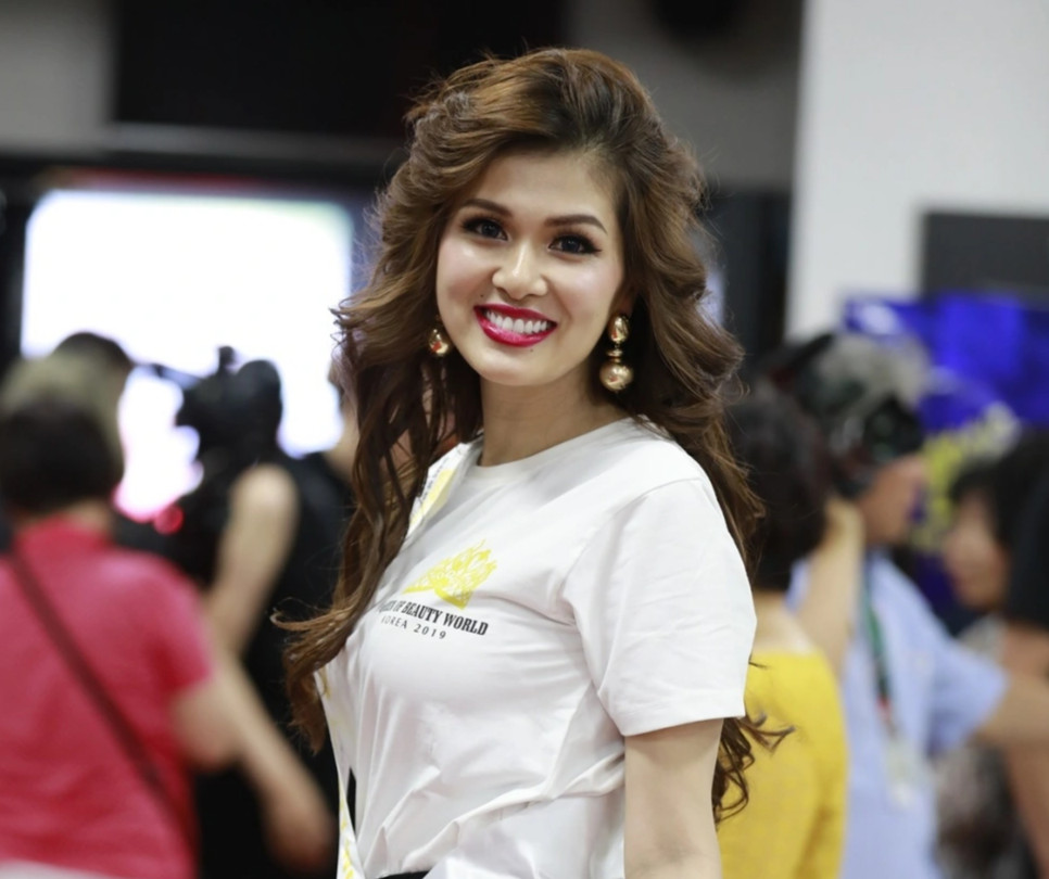 Hoa hậu 6 con Oanh Yến: Mỗi lần sinh con là bán 1 căn nhà, giờ ra sao? - 1