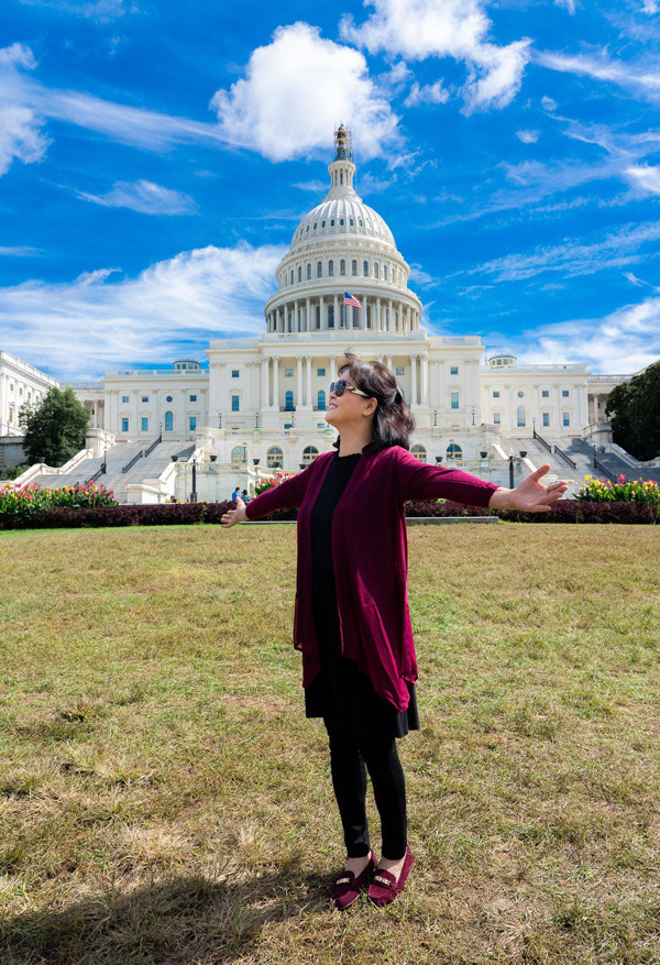 Người phụ nữ tuổi U70 vẫn xinh đẹp và quyền lực với 'cô Trúc' Mai Thu Huyền là ai? - Ảnh 4.