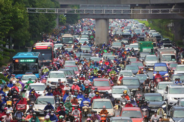 Phương án để người dân tự rời bỏ xe máy ở nội đô Hà Nội