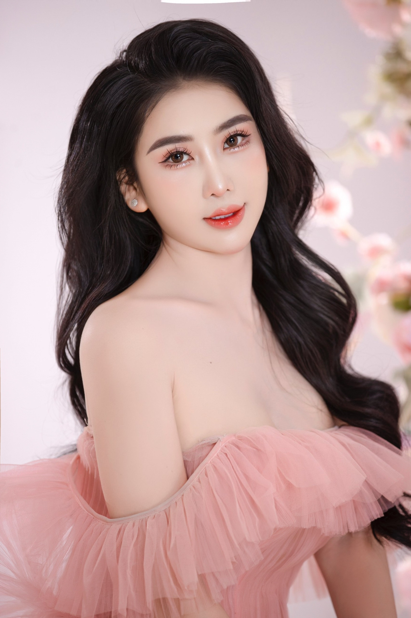 Vẻ đẹp ngọt ngào của Trịnh Thanh Hồng ở tuổi 27