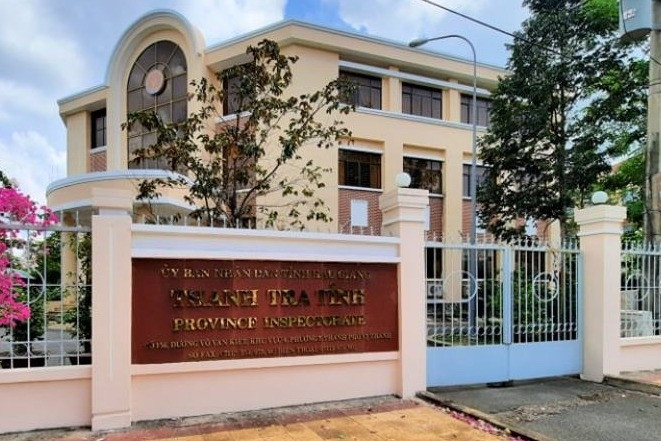 Lời cảnh tỉnh từ vụ 2 'phó chánh' vào nhà nghỉ với nhau nhiều lần