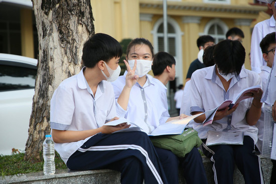 Thi Văn lớp 10: Thí sinh hay quên hoàn cảnh riêng của tác giả gắn với tác phẩm