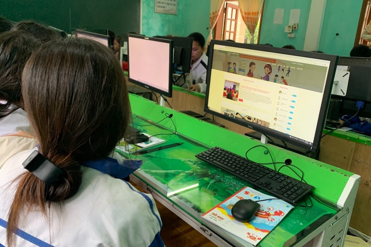 Chung tay bảo vệ trẻ em trước thông tin độc hại trên môi trường mạng