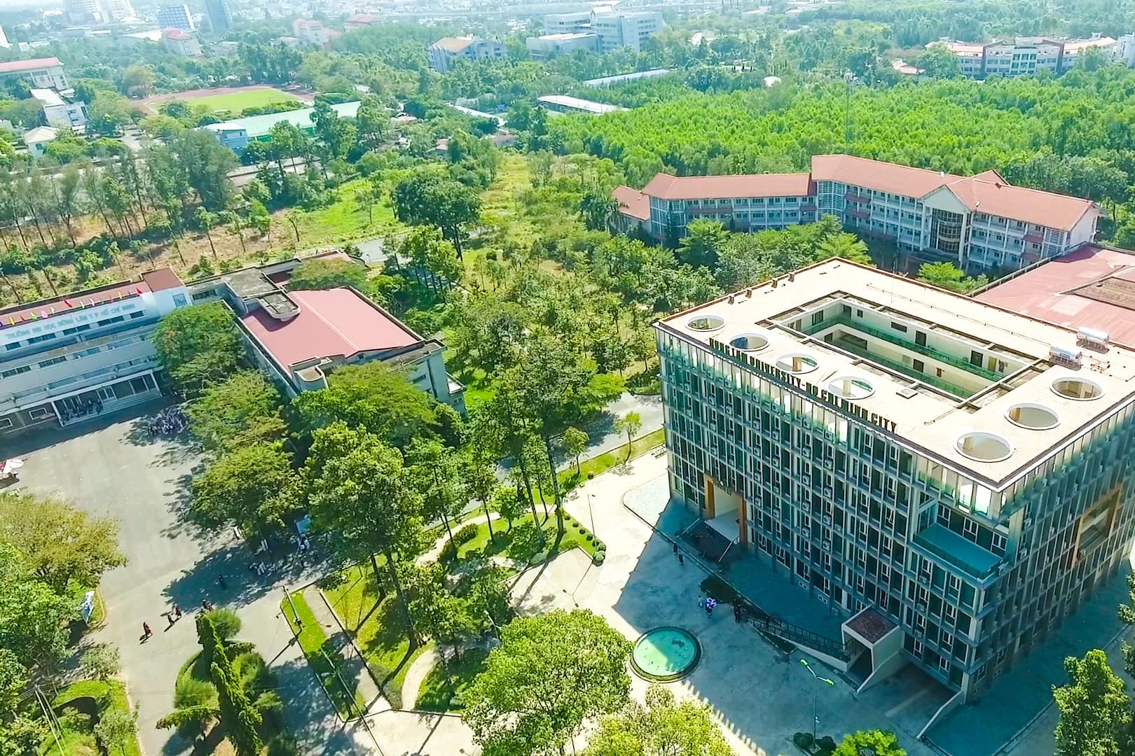 Hai trường đại học bị 'truất' quyền tự chủ chỉ tiêu tuyển sinh 5 năm